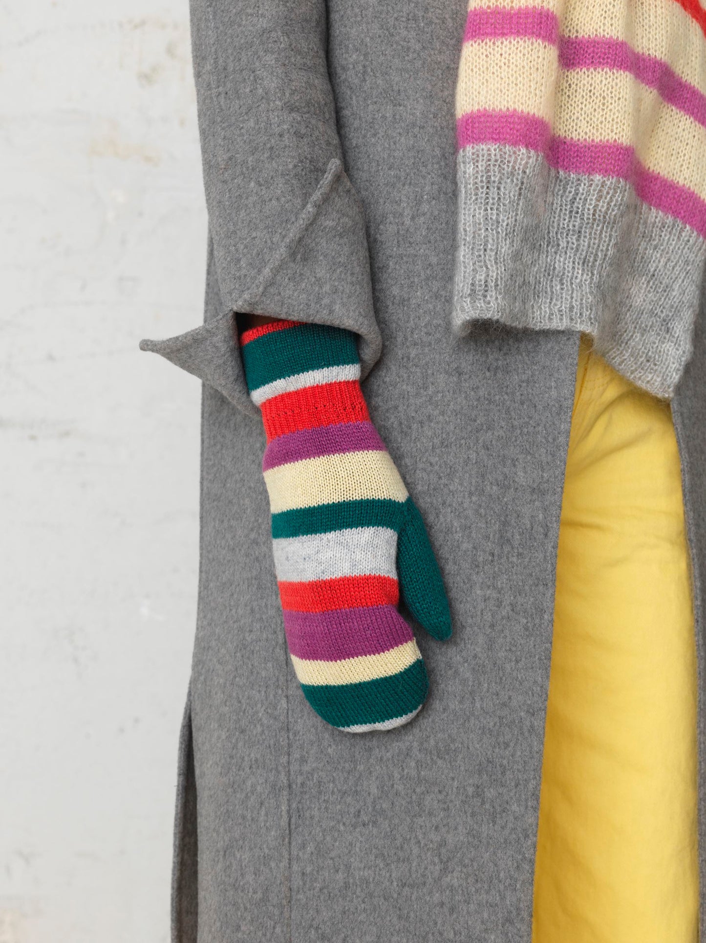 Emerald Lovely Stripes Mittens Clothing Becksöndergaard.se