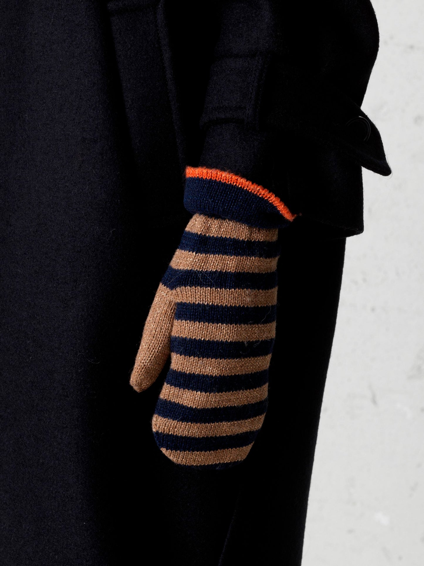 Simply Stripes Emerald Mittens Clothing Becksöndergaard.se