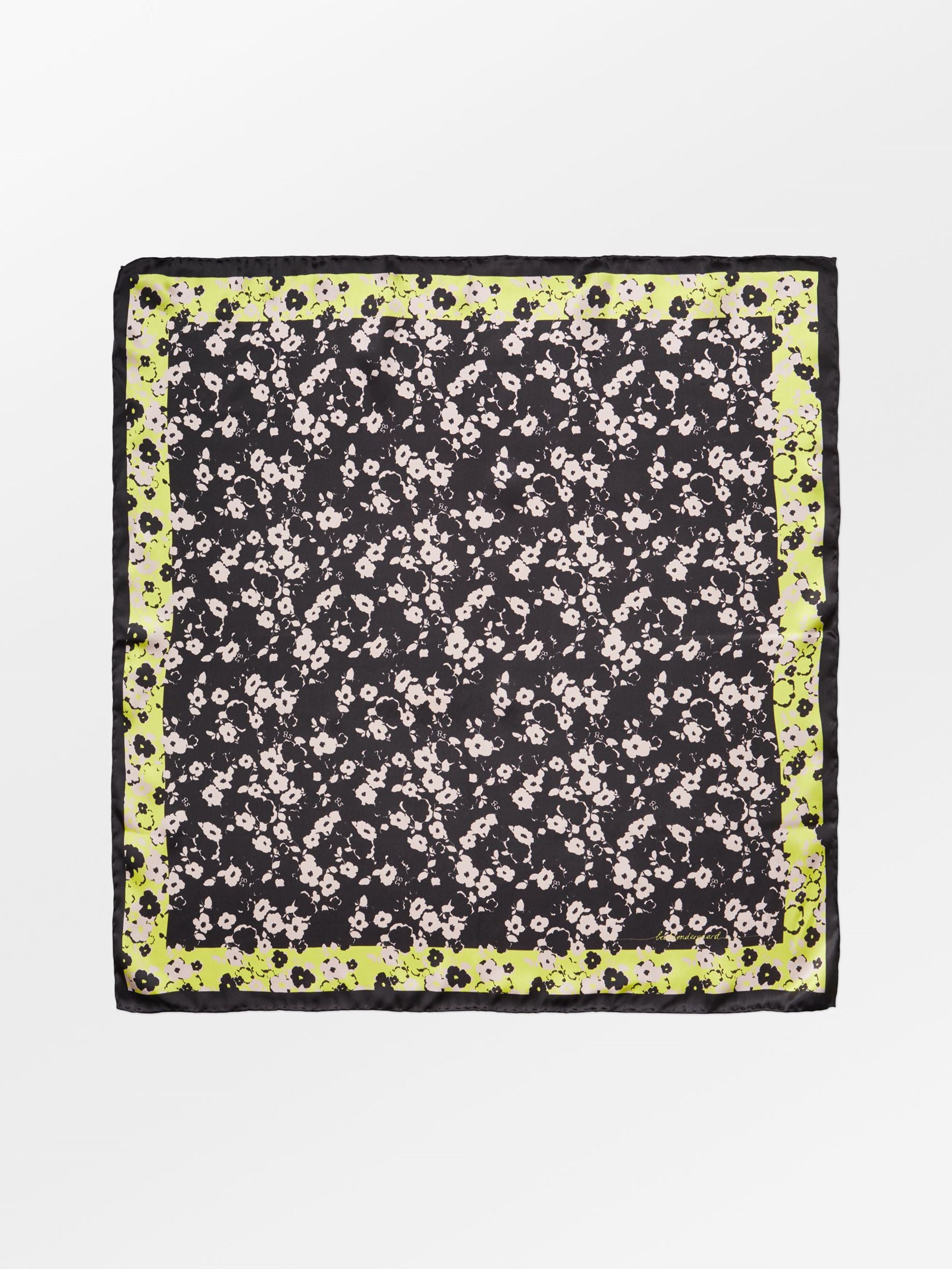 Donna Sia Scarf OneSize Becksöndergaard.se