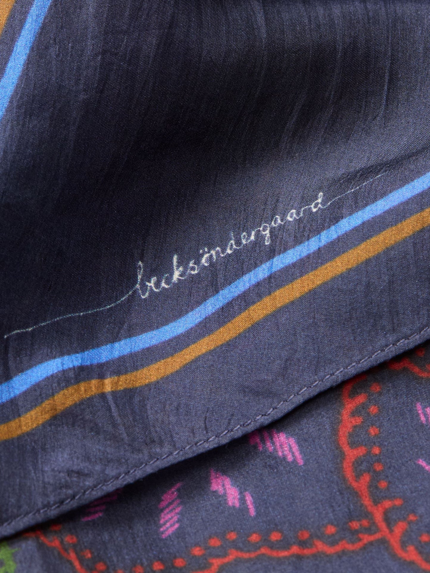Efloria Triangle Taby Scarf OneSize Becksöndergaard.se