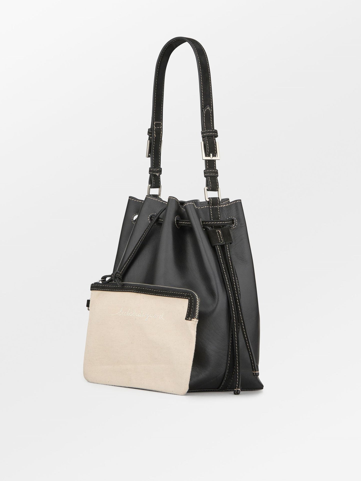 Smooth Bucket Bag OneSize Becksöndergaard.se