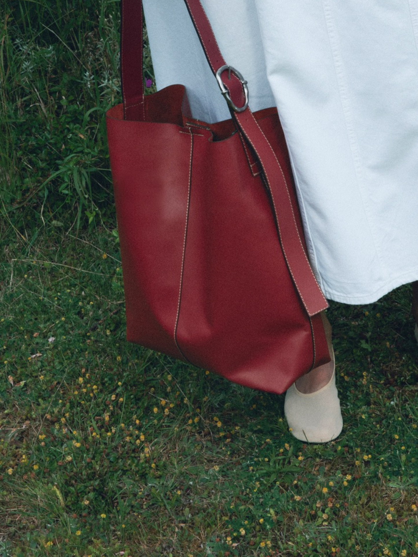 Becksöndergaard, Glossy Mae Buckle Bag - Tibetan Red, struct - slet produkter