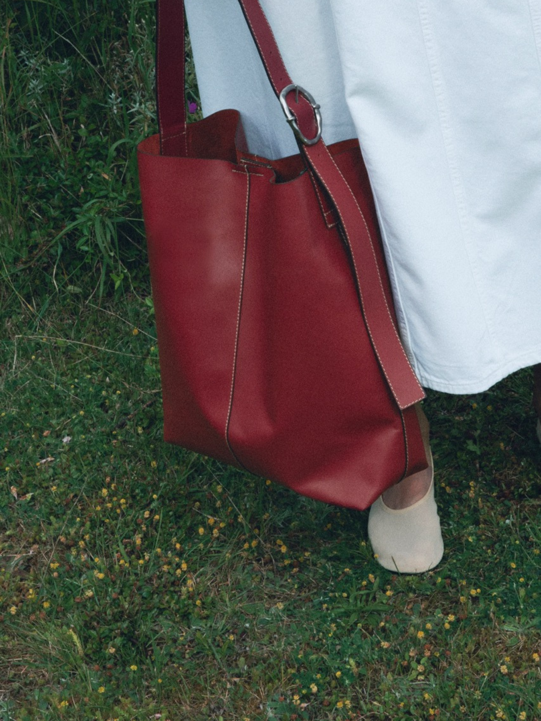 Becksöndergaard, Glossy Mae Buckle Bag - Tibetan Red, struct - slet produkter