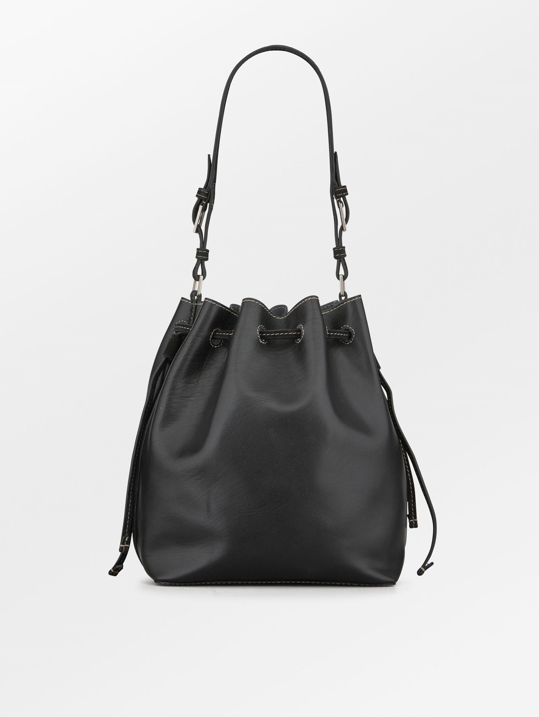 Smooth Bucket Bag OneSize Becksöndergaard.se