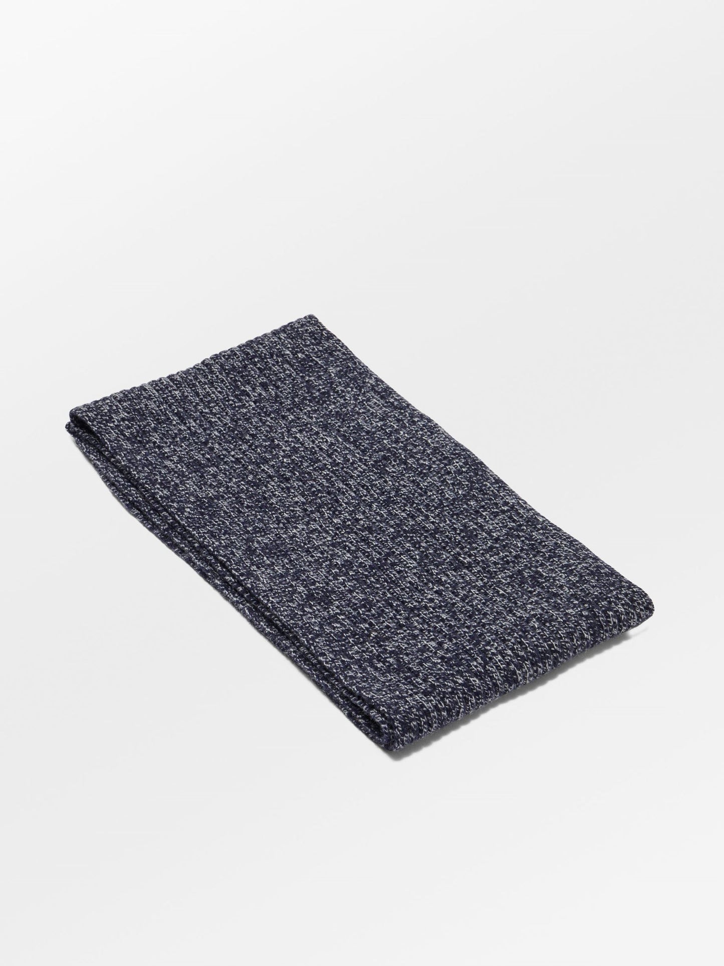 Cashrino Twisted Scarf OneSize Becksöndergaard.se