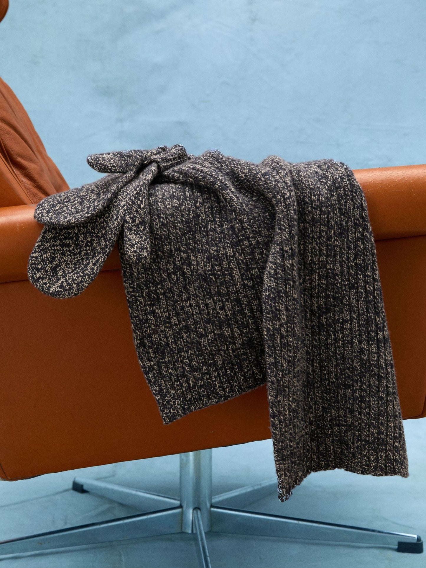 Cashrino Twisted Scarf OneSize Becksöndergaard.se