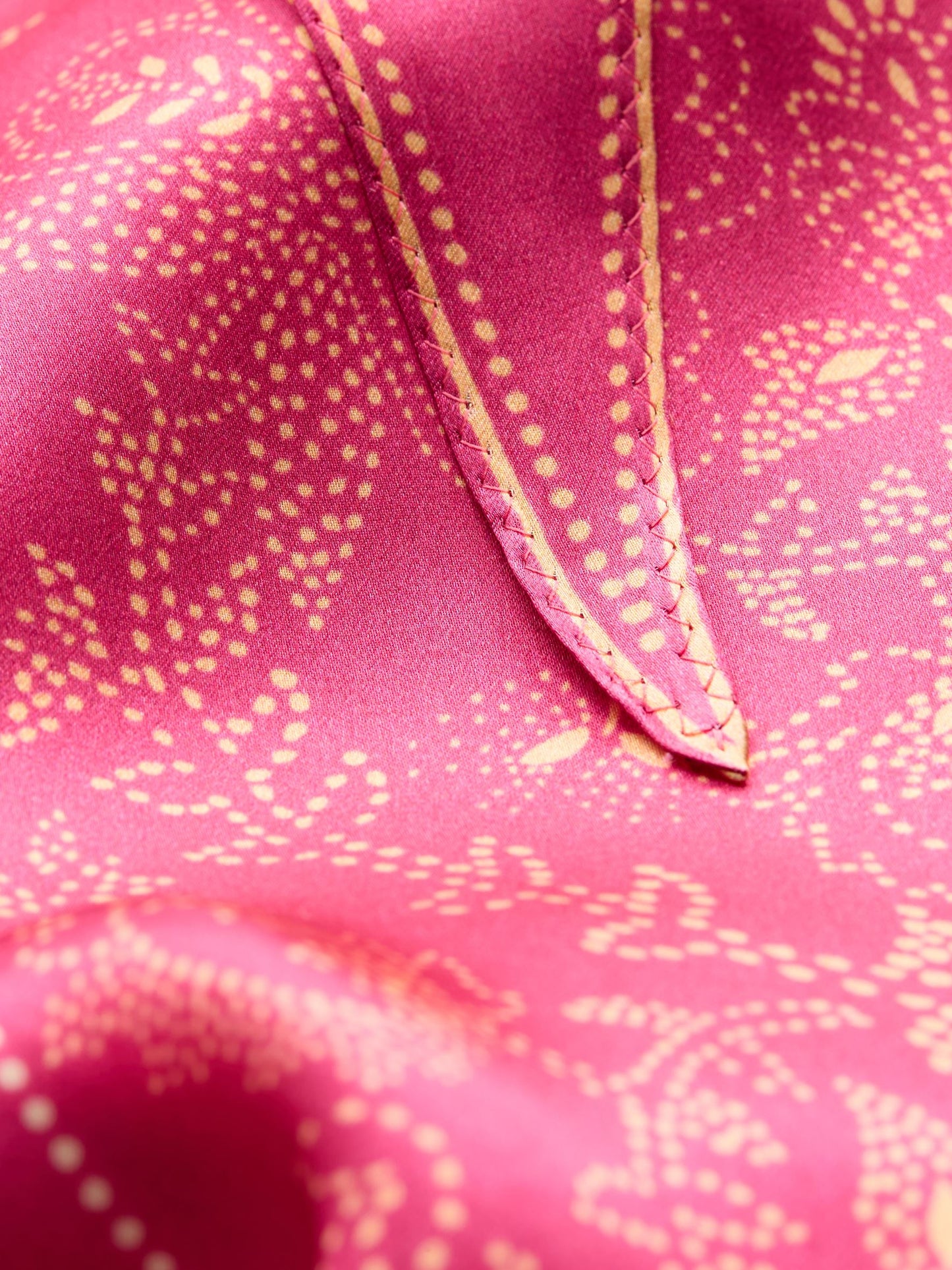 Dotted Flora Diamond Scarf OneSize Becksöndergaard.se