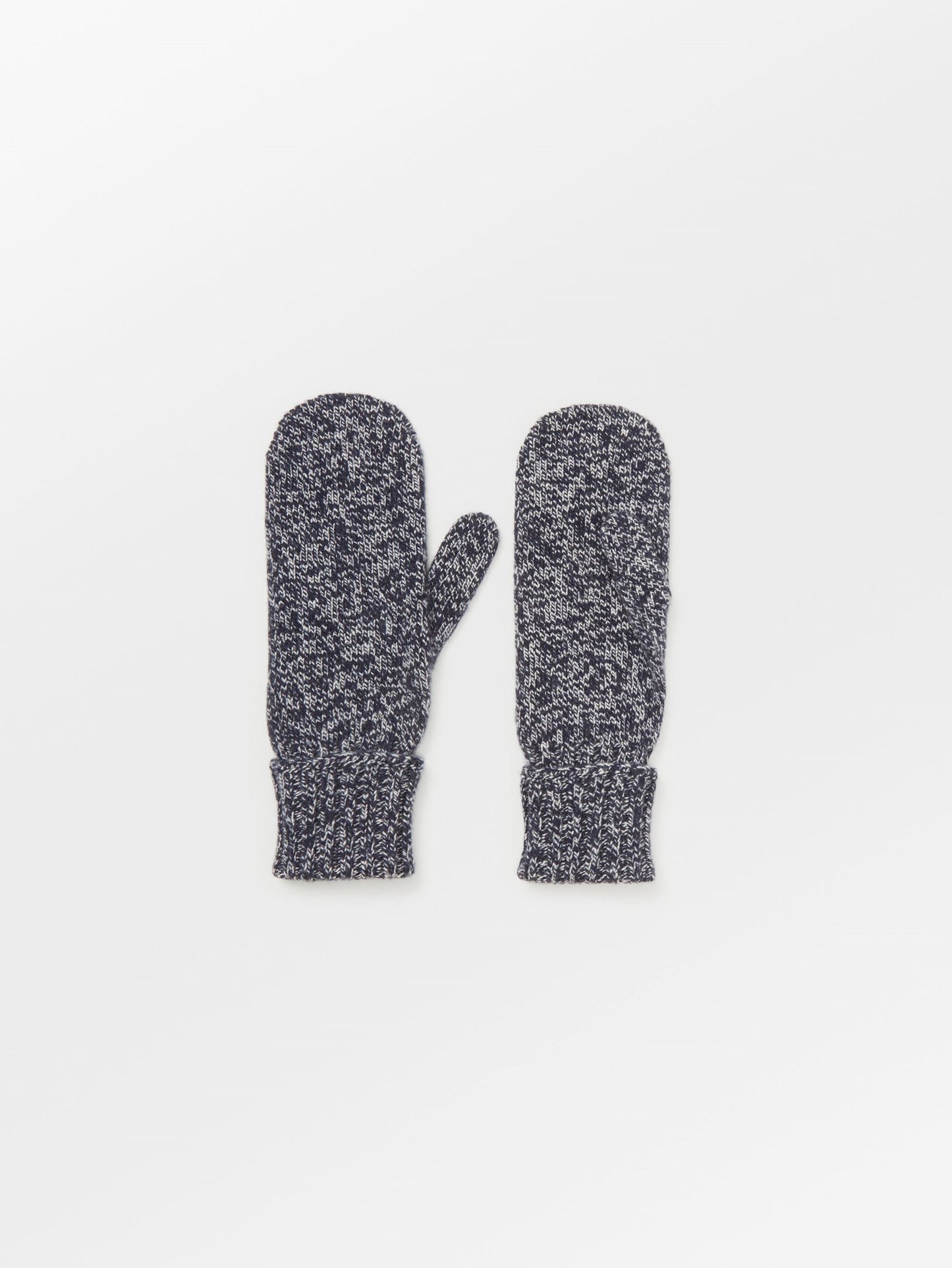 Cashrino Twisted Mitten OneSize Becksöndergaard.se