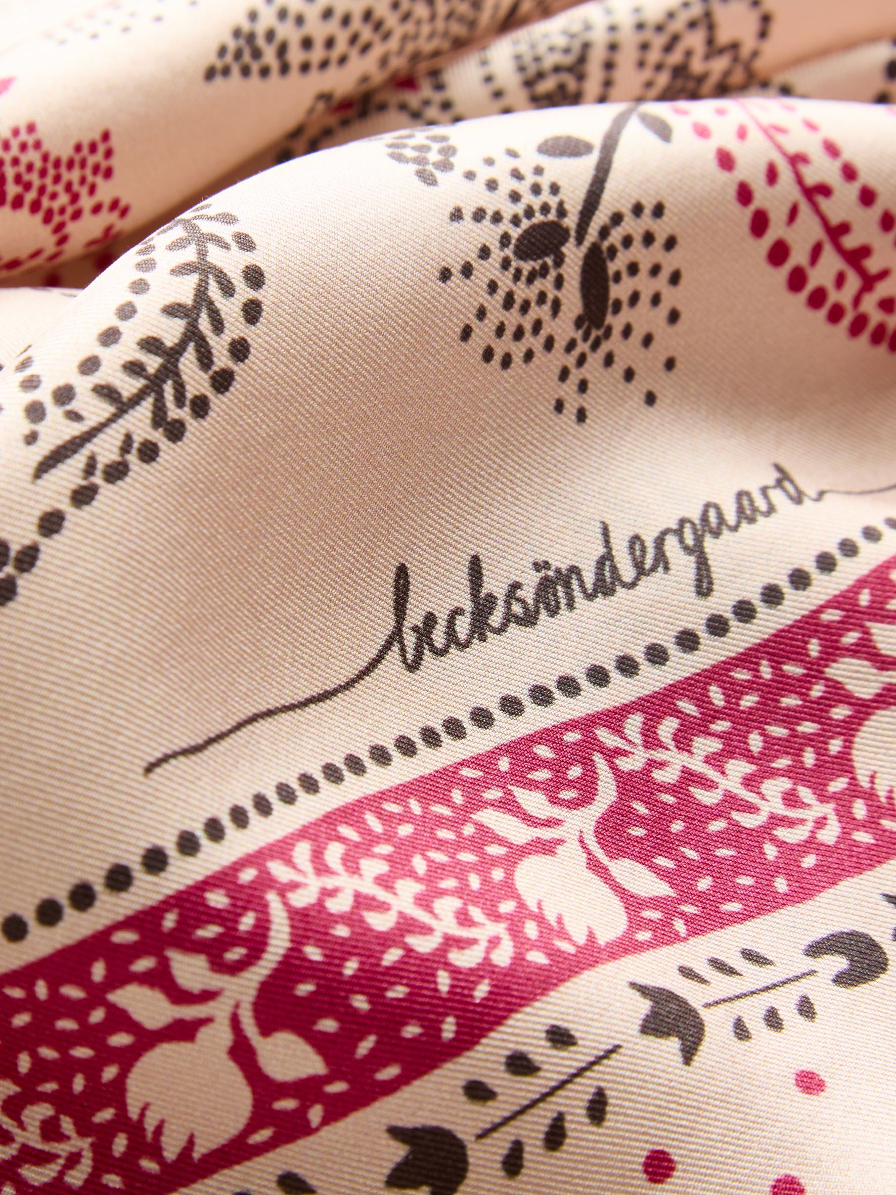 Dotted Flora Sia Scarf OneSize Becksöndergaard.se