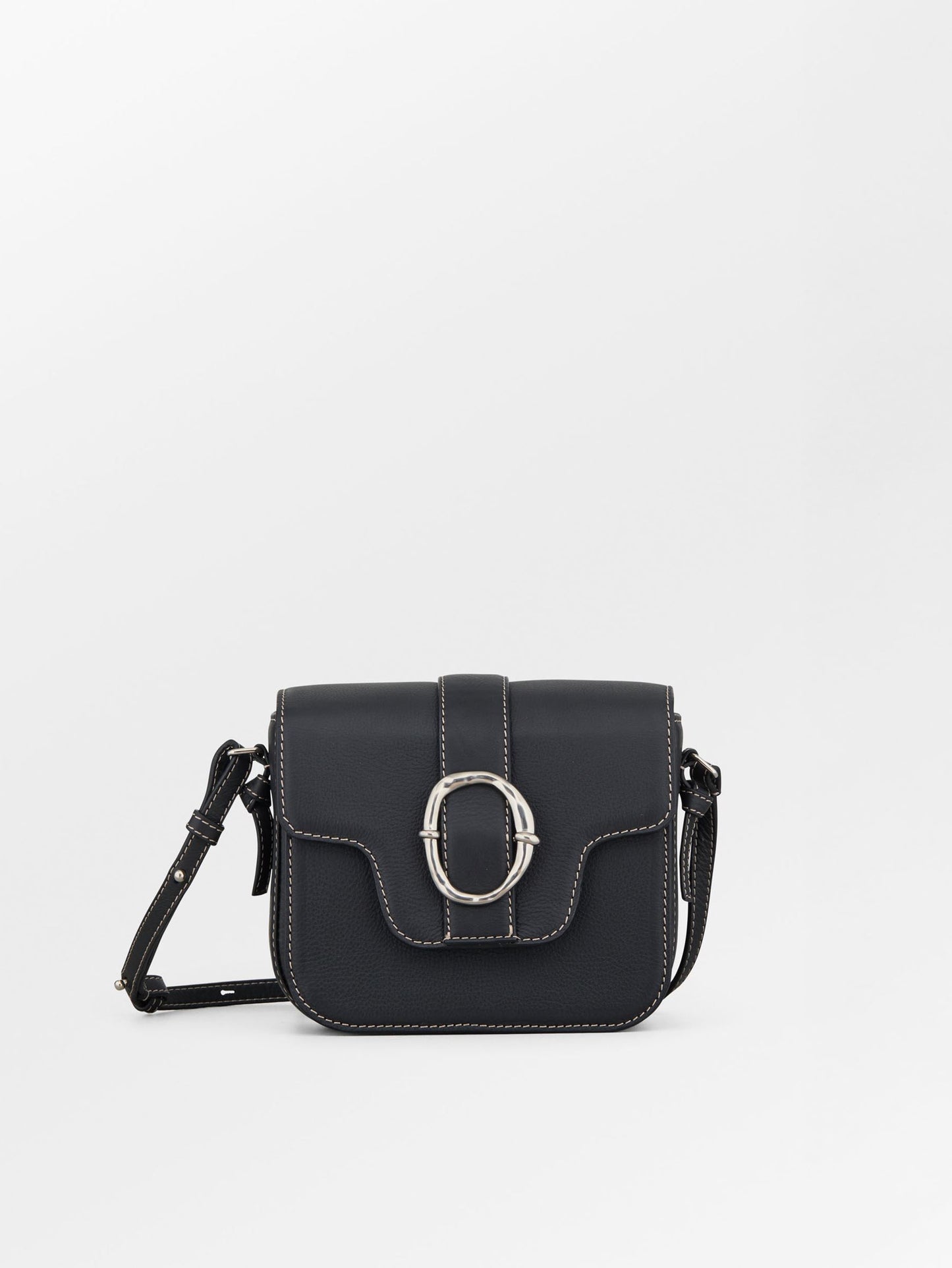 Grain Iris Buckle Bag OneSize Becksöndergaard.se